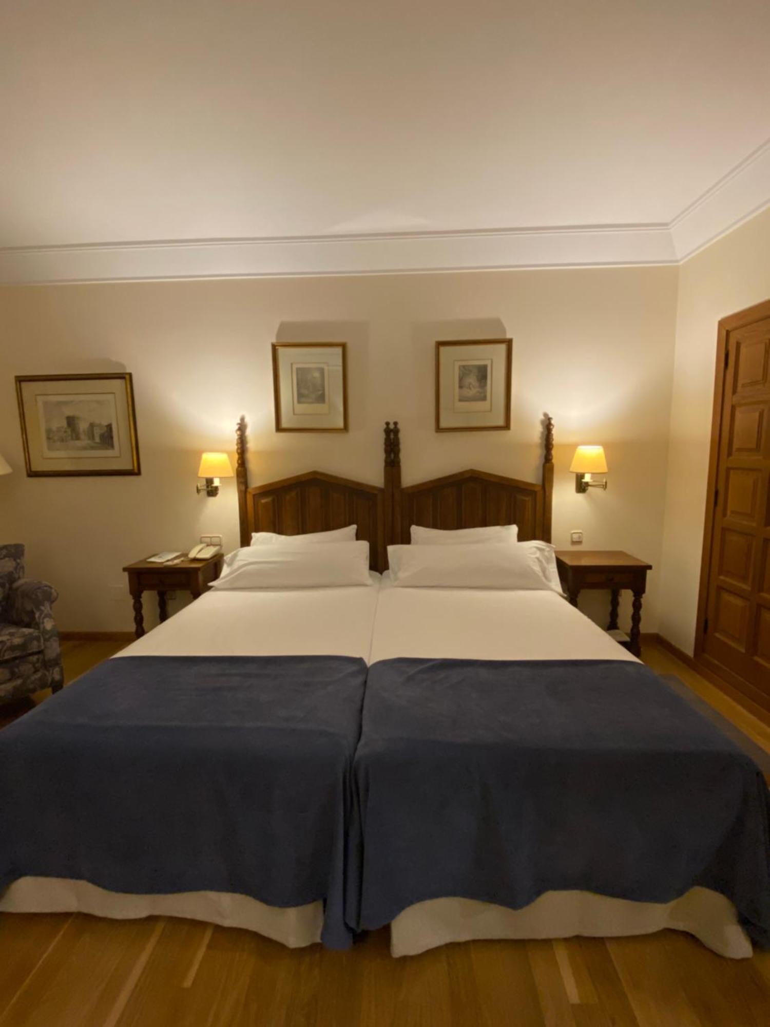 Parador De Vilalba Eksteriør bilde