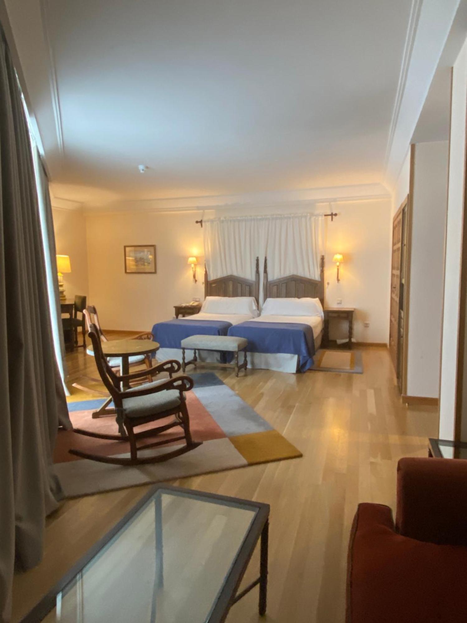 Parador De Vilalba Eksteriør bilde